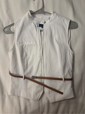 Zara White Sleeveless Zip Vest with Brown Belt